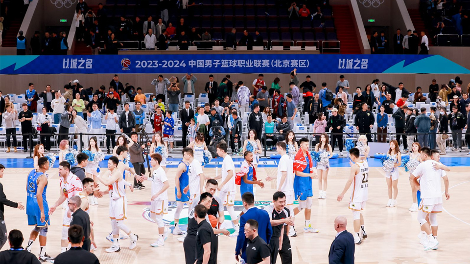 北京北汽男篮出征新赛季，首场“开门红”